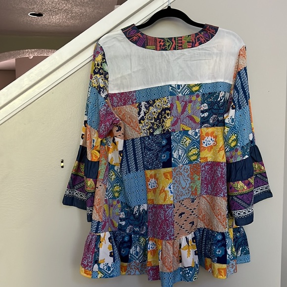 Calessa Embroidered Multi Print Split Round Neck 3/4 Bell Sleeve Woven Tunic. - Picture 4 of 11